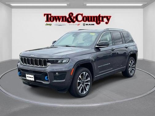 2022 Jeep Grand Cherokee 4xe Overland