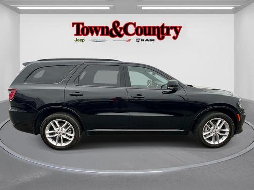 DB Black Crystal Clearcoat 2025 Dodge Durango GT