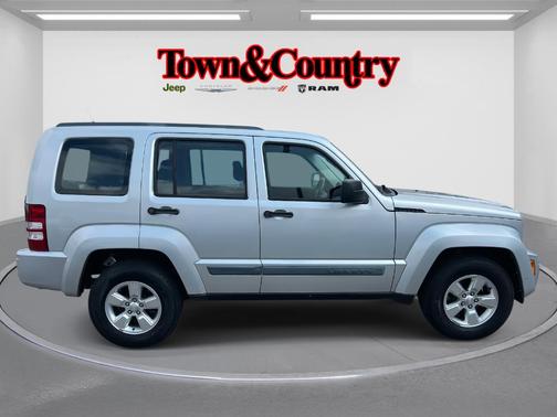 2010 Jeep Liberty Sport