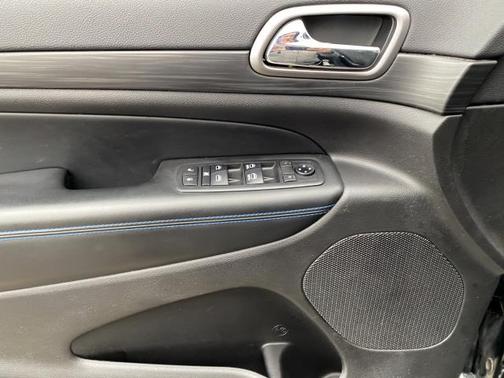 2019 Jeep Grand Cherokee Upland for sale in Levittown, NY - image 16
