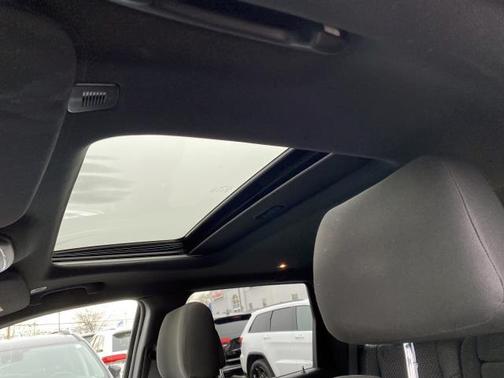 2019 Jeep Grand Cherokee Upland for sale in Levittown, NY - image 19