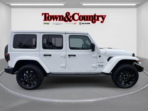 2022 Jeep Wrangler Unlimited 4xe Sahara