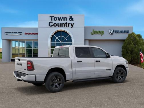 Bright White Clearcoat 2026 RAM 1500 Tradesman