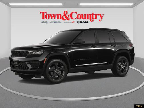2025 Jeep Grand Cherokee Laredo
