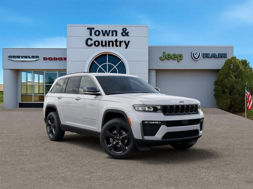 Bright White Clearcoat 2026 Jeep Grand Cherokee Limited