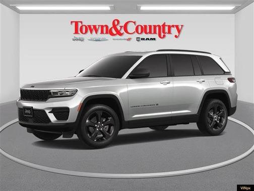 2025 Jeep Grand Cherokee Laredo