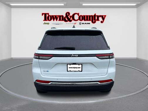 2022 Jeep Grand Cherokee 4xe Base