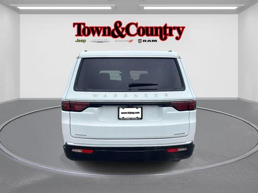 2023 Jeep Wagoneer Series III