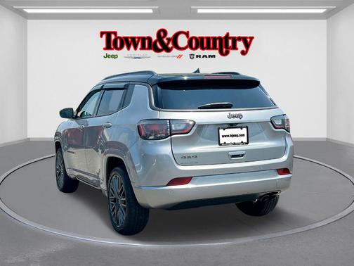 2022 Jeep Compass Altitude