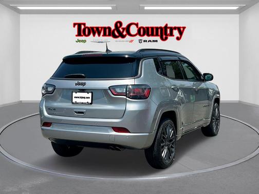 2022 Jeep Compass Altitude