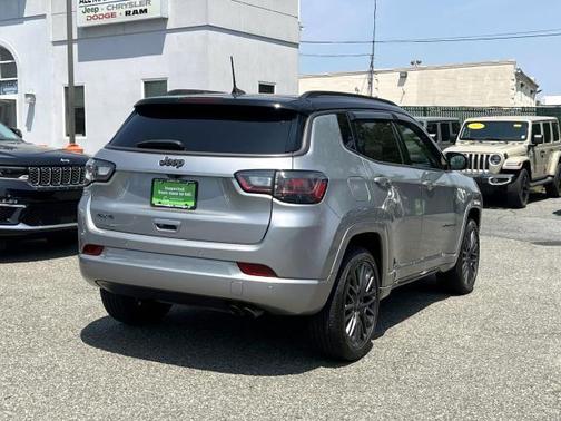 2022 Jeep Compass Altitude
