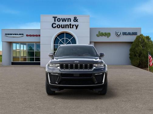 Diamond Black 2026 Jeep Grand Cherokee Limited