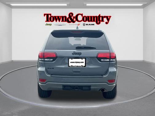 2021 Jeep Grand Cherokee Laredo