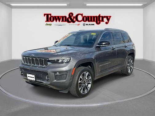 2022 Jeep Grand Cherokee Overland