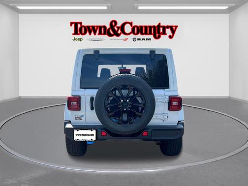 2022 Jeep Wrangler Unlimited 4xe Sahara