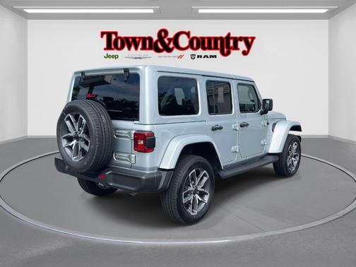 2022 Jeep Wrangler Unlimited 4xe Sahara