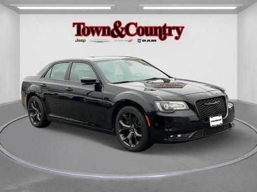 2021 Chrysler 300 S