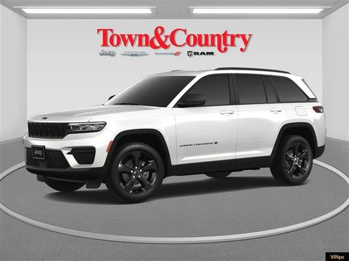 2025 Jeep Grand Cherokee Laredo
