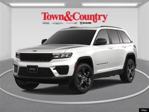 2025 Jeep Grand Cherokee Laredo