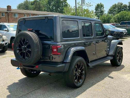 2022 Jeep Wrangler Unlimited 4xe Sahara