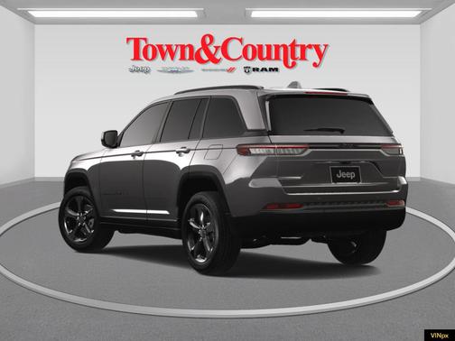 2025 Jeep Grand Cherokee Laredo