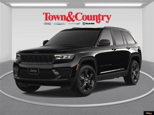 2025 Jeep Grand Cherokee Laredo