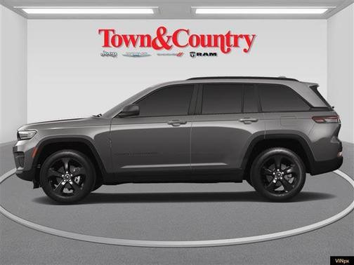 2025 Jeep Grand Cherokee Laredo