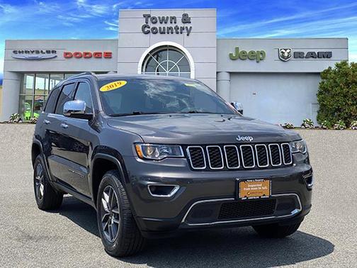 Photo 3 of 31 of 2019 Jeep Grand Cherokee Limited