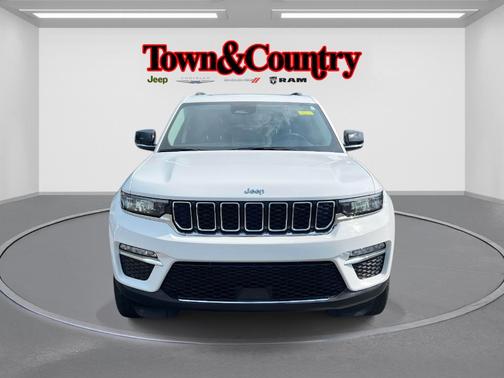 2022 Jeep Grand Cherokee 4xe Base