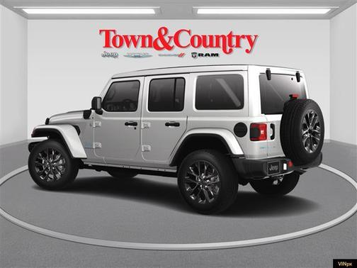 2025 Jeep Wrangler 4xe Sahara
