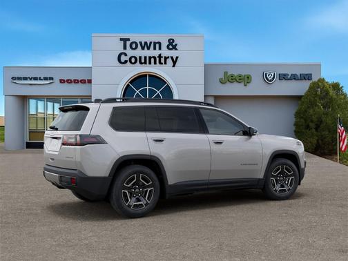 Silver Zynith 2026 Jeep Cherokee LAREDO/LIMITED