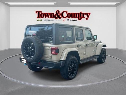 2022 Jeep Wrangler Unlimited 4xe Sahara
