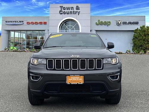 Photo 4 of 31 of 2019 Jeep Grand Cherokee Laredo
