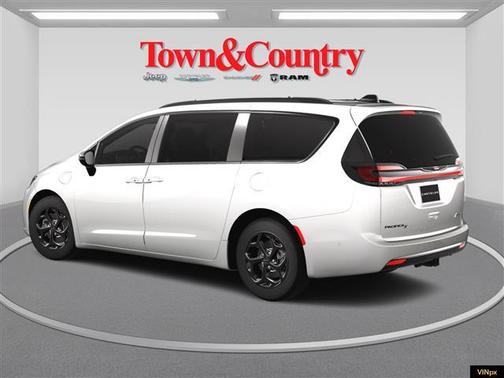 2025 Chrysler Pacifica Hybrid Select
