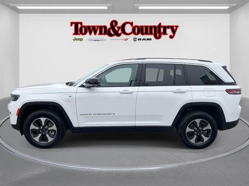 2023 Jeep Grand Cherokee 4xe Base