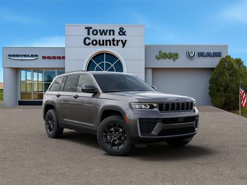 2026 Jeep Grand Cherokee Laredo
