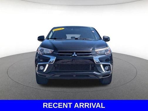 Labrador Black Metallic 2018 Mitsubishi Outlander Sport 2.0 LE