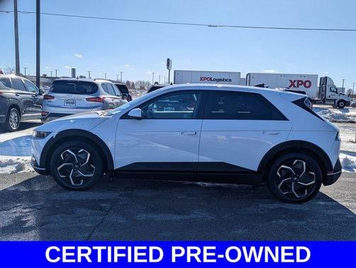 2024 Hyundai IONIQ 5 SEL