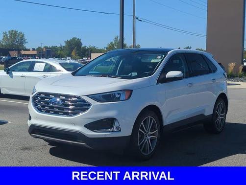 2022 Ford Edge Titanium