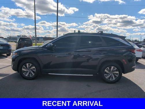 2024 Hyundai TUCSON Hybrid Blue