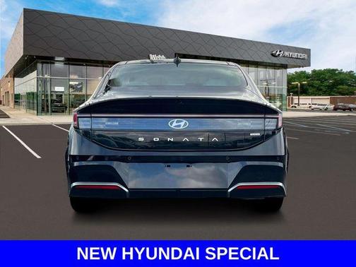 2025 Hyundai SONATA Hybrid Limited