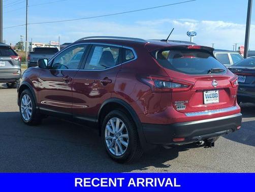 2021 Nissan Rogue Sport SV