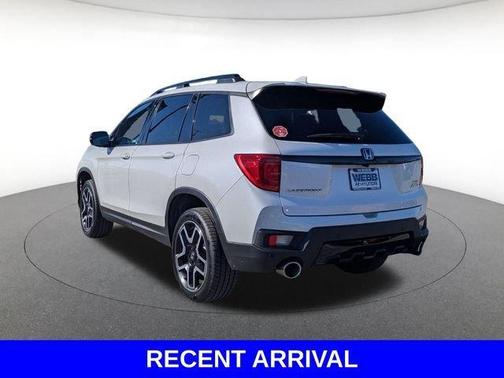 2023 Honda Passport Elite
