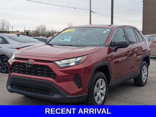 2024 Toyota RAV4 LE