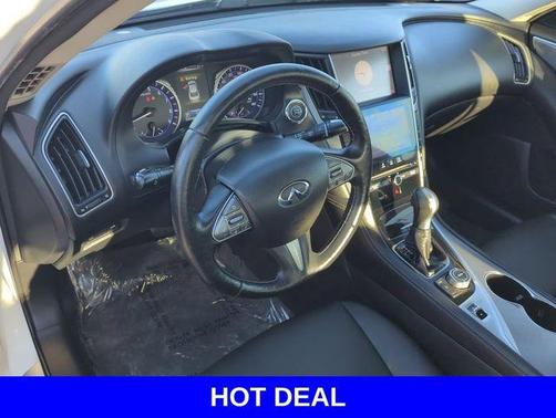 2015 INFINITI Q50 Base