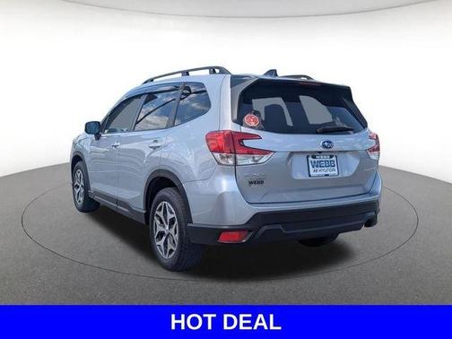 Ice Silver Metallic 2024 Subaru Forester Premium