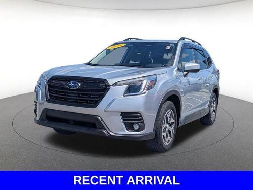 Ice Silver Metallic 2024 Subaru Forester Premium