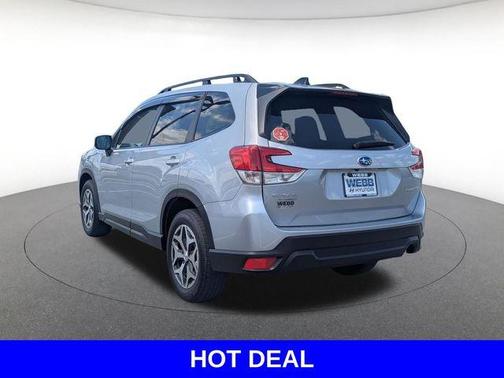 Ice Silver Metallic 2024 Subaru Forester Premium
