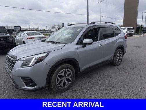 2024 Subaru Forester Premium