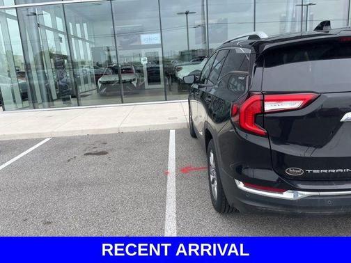 2022 GMC Terrain SLT